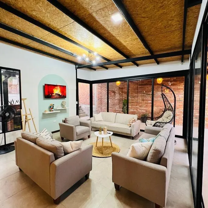 Casa Tinta & Hierro Villa Quito Ecuador
